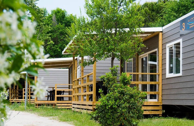Walk to sea 2-Bedroom, 2 bathroom Mobile Home in CaSavio close to Venice, Jesolo