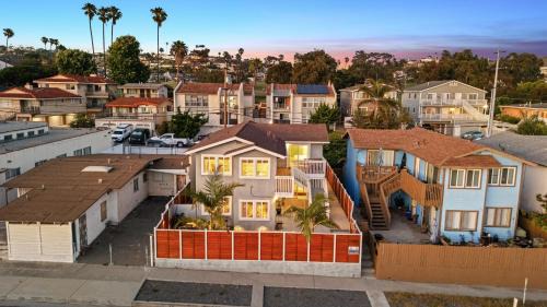 Walk to Trestles Beach Duplex w Ocean View El Camino Surfhouse by AvantStay