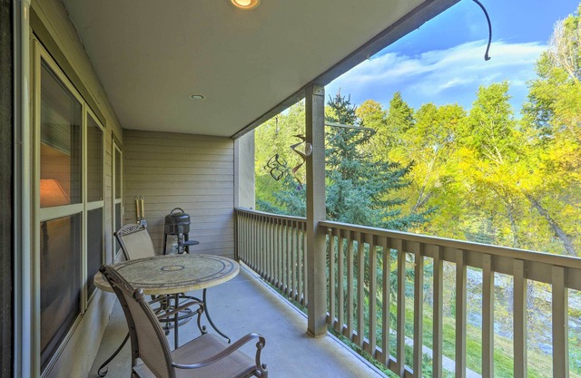 Walkable Dtwn Condo ~ 5 Miles to Beaver Creek Ski!