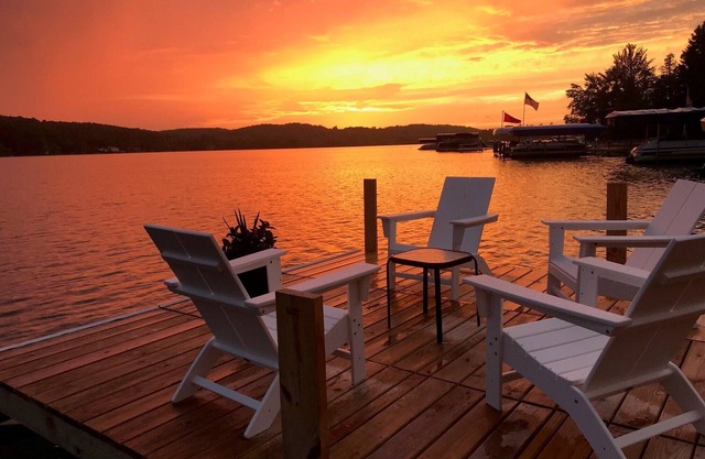 Walloon Lake sunsets -- Waterfront -- Peaceful