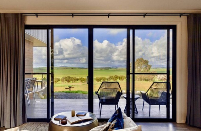Wamoon Retreat - The Apartment ~ Luxury Gateway to Wilsons Prom