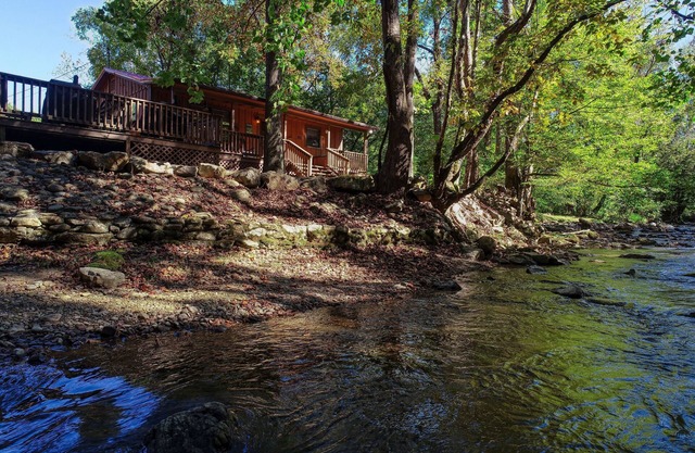 Wandering Creek - 2 Bedrooms, 1 Baths, Sleeps 6 Cabin by RedAwning