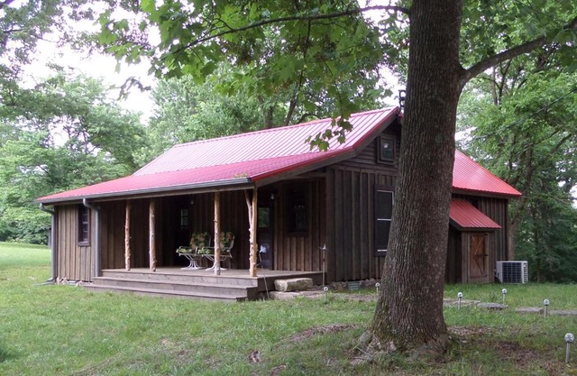 War Eagle Homestead Cabin