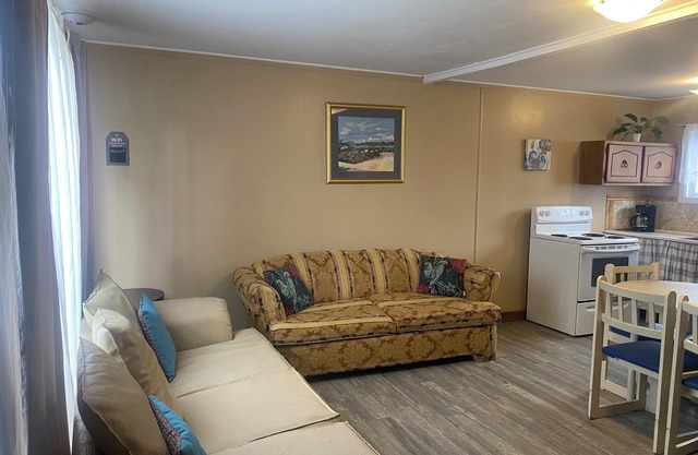 Wasaga Beach Free Parking Free Wifi 5-min walk to main beach