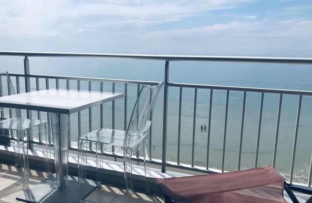 Waterfront apartment in St Gilles Croix de Vie
