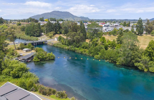 Water Views Apartment | Stylish 3BR Villa with Pool & Lake Access