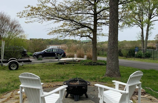 Water Views - Close to Downtown Annapolis
