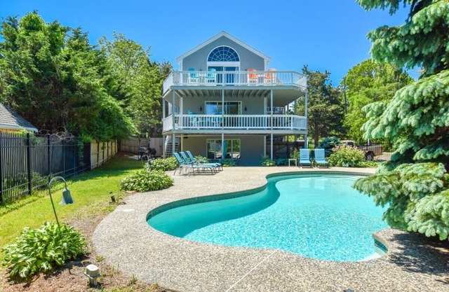 Water Views Private Pool, Hot Tub, Access to Cove!