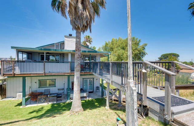 Waterfront Bethel Island Home w/Dock & Slip