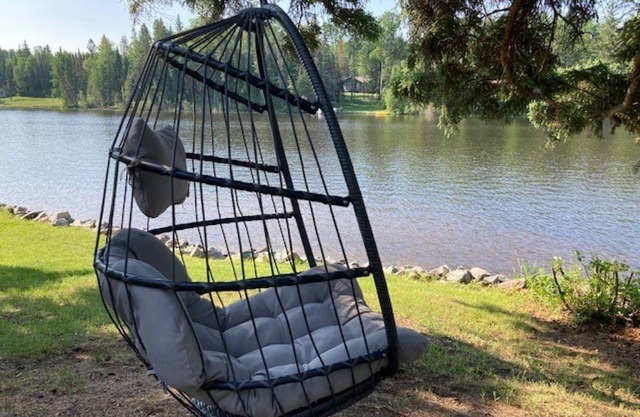 Waterfront Bliss: 360° Views at Tall Pine Point