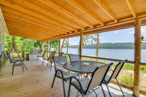 Waterfront Bull Shoals Lake Cabin with Deck and Views!