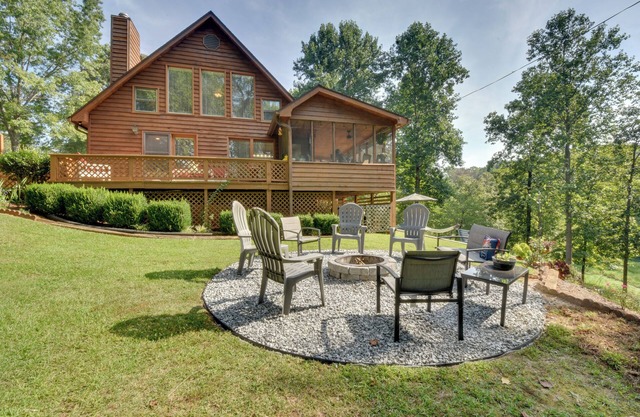 Waterfront ‘CasAbella Cottage’ w/Kayaks & Fishing
