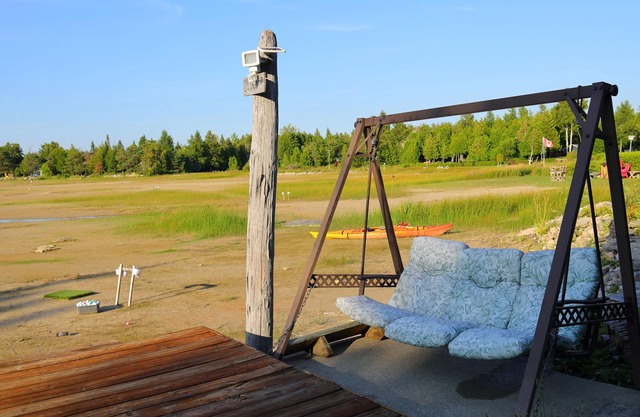 Waterfront Cottage for rent (Near Sauble Beach)