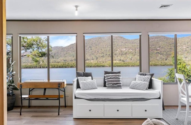 Waterfront Family Holiday Home