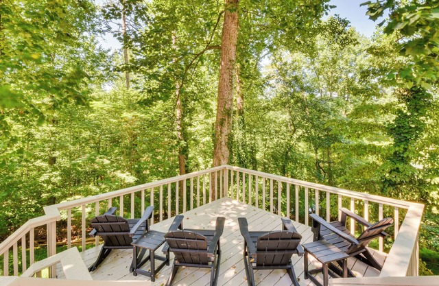 Waterfront Gainesville Home w/Private Boat Dock!