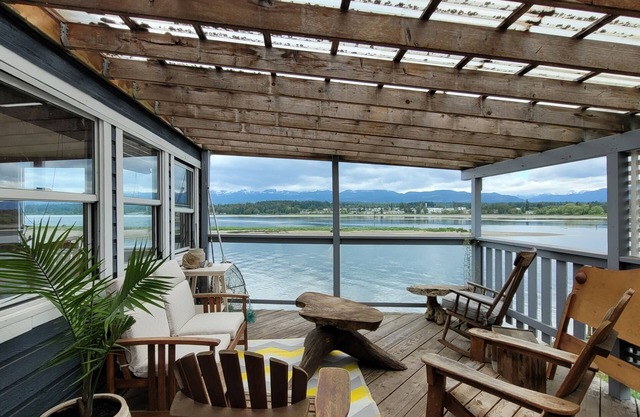 Waterfront Guesthouse