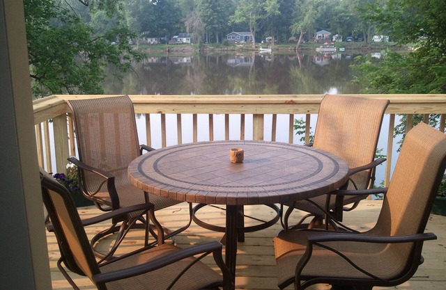 Waterfront Home Easy Reach to Grand Rapids