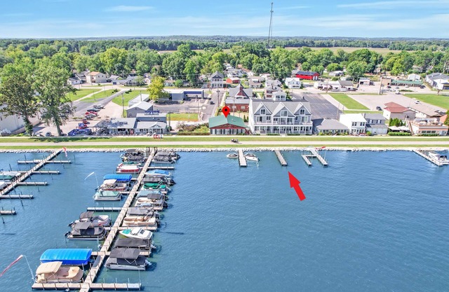Waterfront House with Private Dock on Buckeye Lake