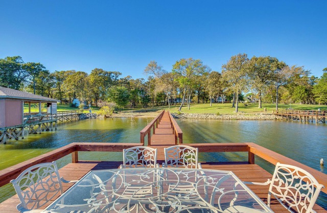 Waterfront Lake Fork Getaway w/Dock Access