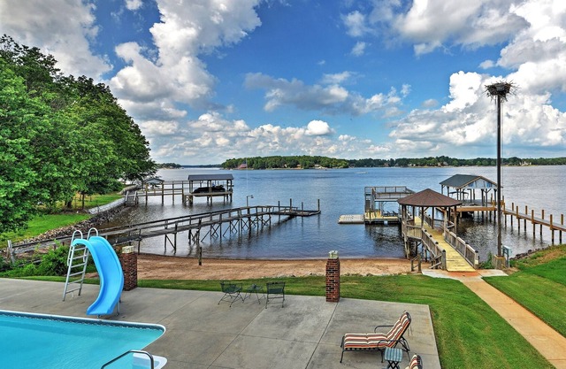 Waterfront Lake Norman Duplex w/ Pool & Boat Dock!