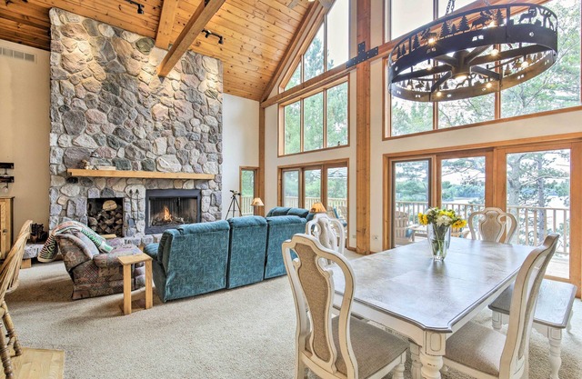 Waterfront Lake Tomahawk Cabin w/Game Room!