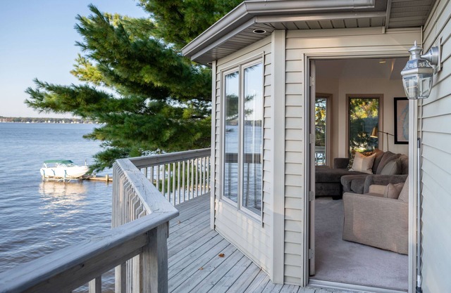 Waterfront Luxury home on Lake Macatawa with Dock