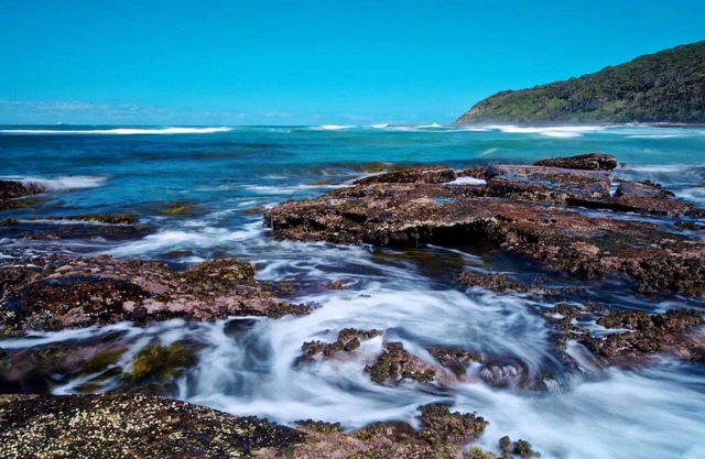 Waterfront Luxury Living & Private Pool Buff Point