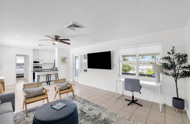 Waterfront Oasis Palm Beach Shores #7