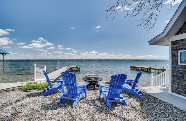 Waterfront Romulus Getaway w/Private Dock!