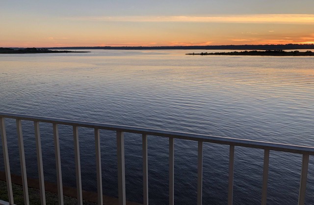 Waterfront Sanctuary/ plus use of 2 Kayaks...FREE!