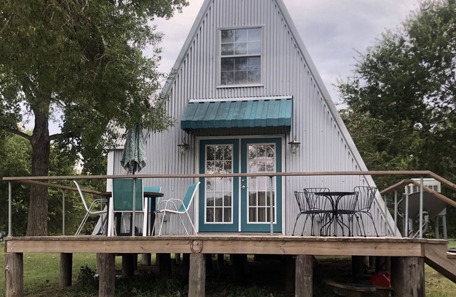 Waterfront Smithville River House