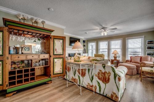 Waterfront Townhouse, Pool, St Park Beach Pass