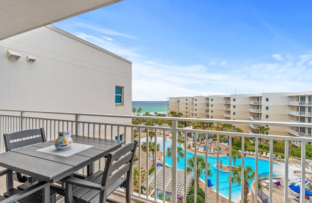 Waterscape A616 ~ Gulf View ~ Top Floor 2BR ~ Pool
