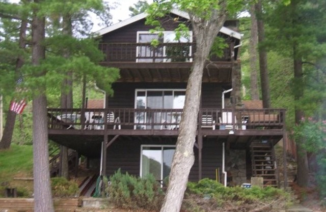 Watersedge Retreat Of Northern Lake George
