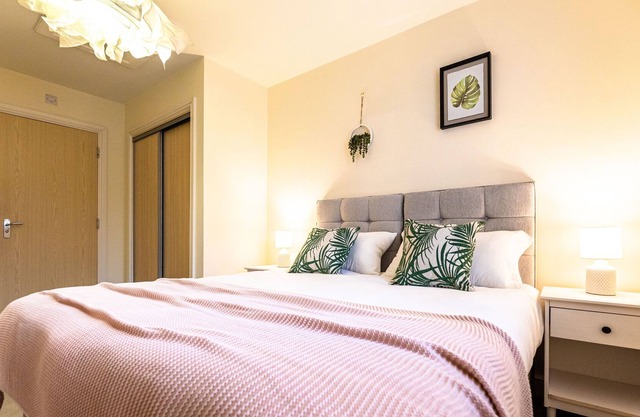Waterside Lodge Stunning 3 Bedroom House MK