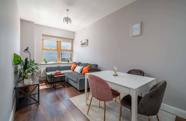 Watford Town Cntr 2 Bedroom Apartment Free Parking