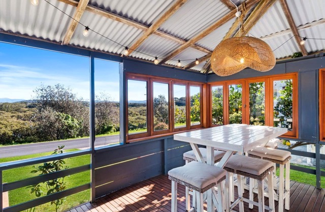 Wattlebird Cottage a gorgeous cottage near the ocean