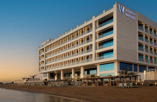 Waves Hotel