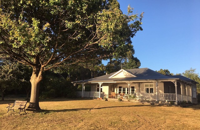 Wavestation Farmhouse, Southern Tasmania. Views to Bruny Island