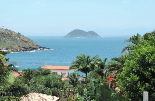 We accommodate family with children and small animals, card up to 12 x.