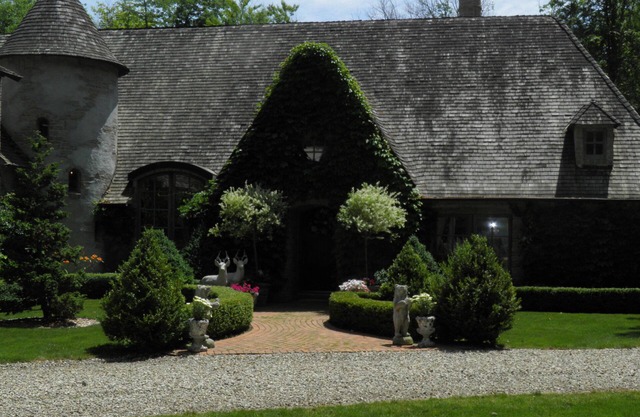 We Cordially Invite You to Stay at a Real Castle!