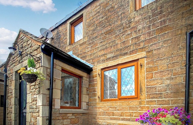 Weavers Cottage provides the perfect getaway for couples, friends and family.