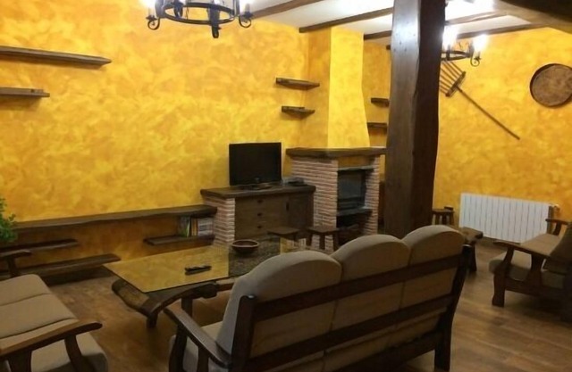WEEKEND OFFERS Country house (full rental) La Senderuela 13 person