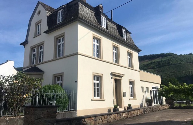 Weinlofts an der Mosel mit E10 Ladestation