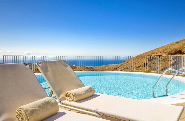 San Bartolome De Tiraj Outdoor Swimming 