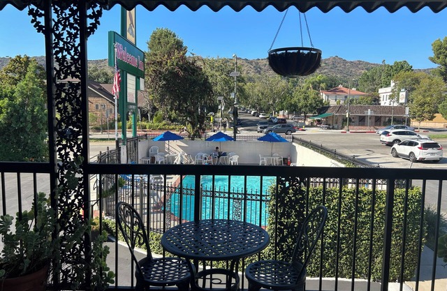 Welcome Inn on Colorado Blvd