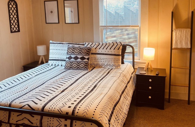 Welcome to Cozy BoHo Cottage!