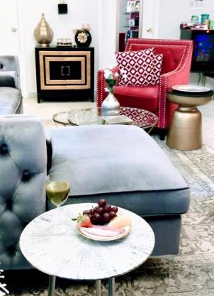 Welcome to Grande Lux - Boutique Hotel Style- NYC in 20 mins