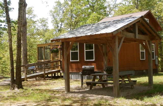 Welcome To Our Cozy And Private Ozark Mountains Cottage.