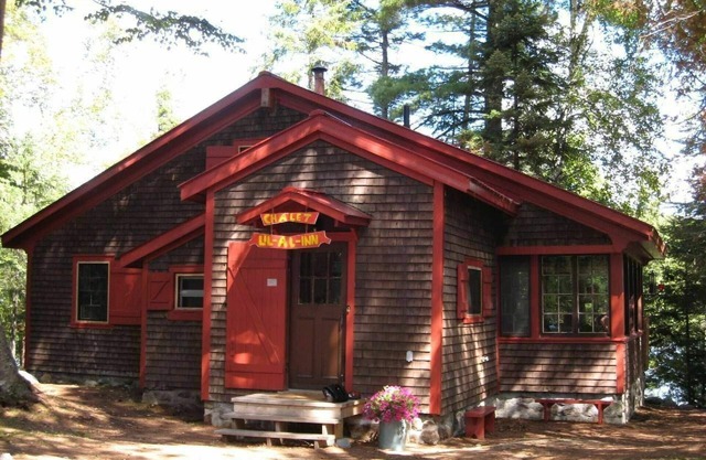 Welcome to the Chalets du Lac Grenier